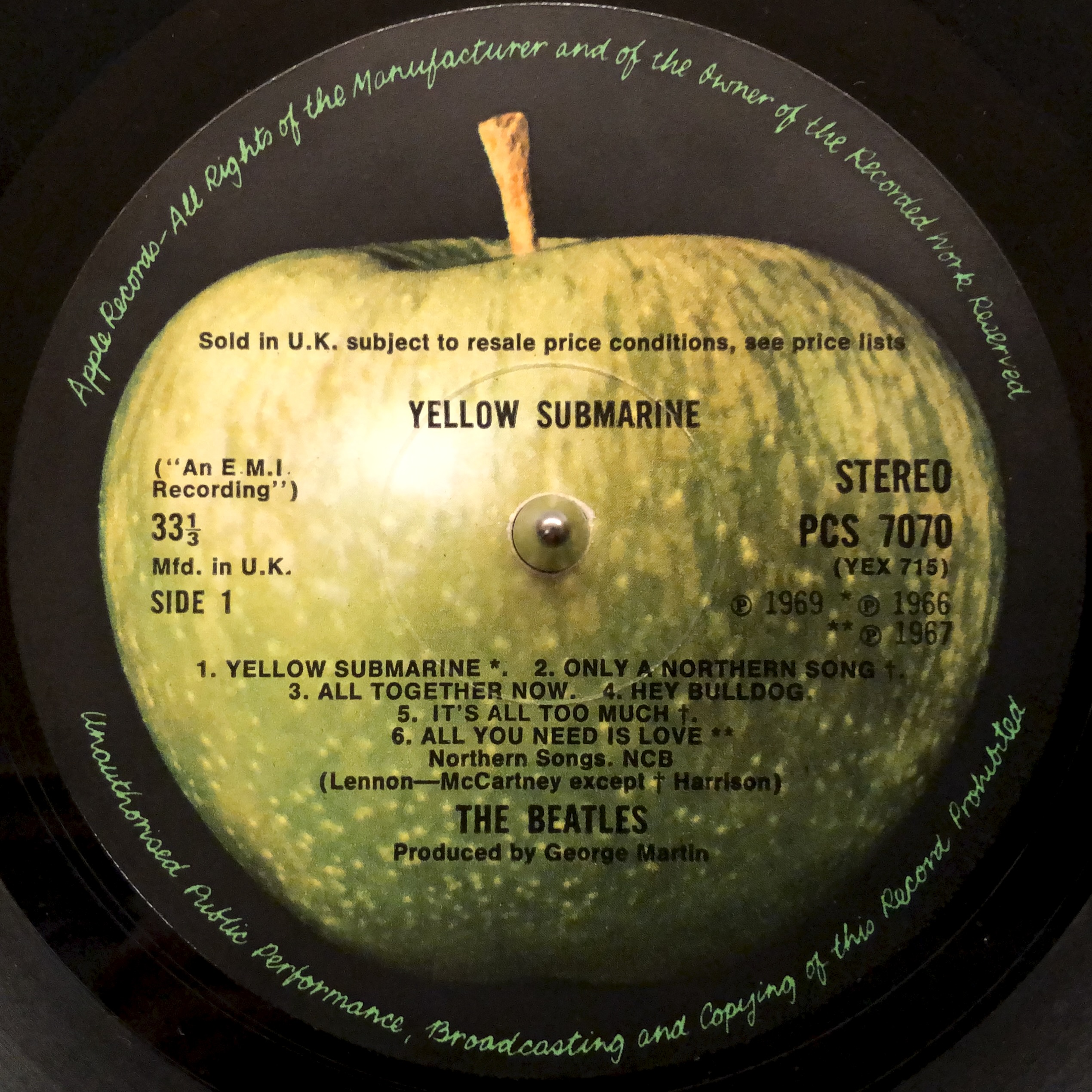 Yellow Submarine PCS7070 stereo