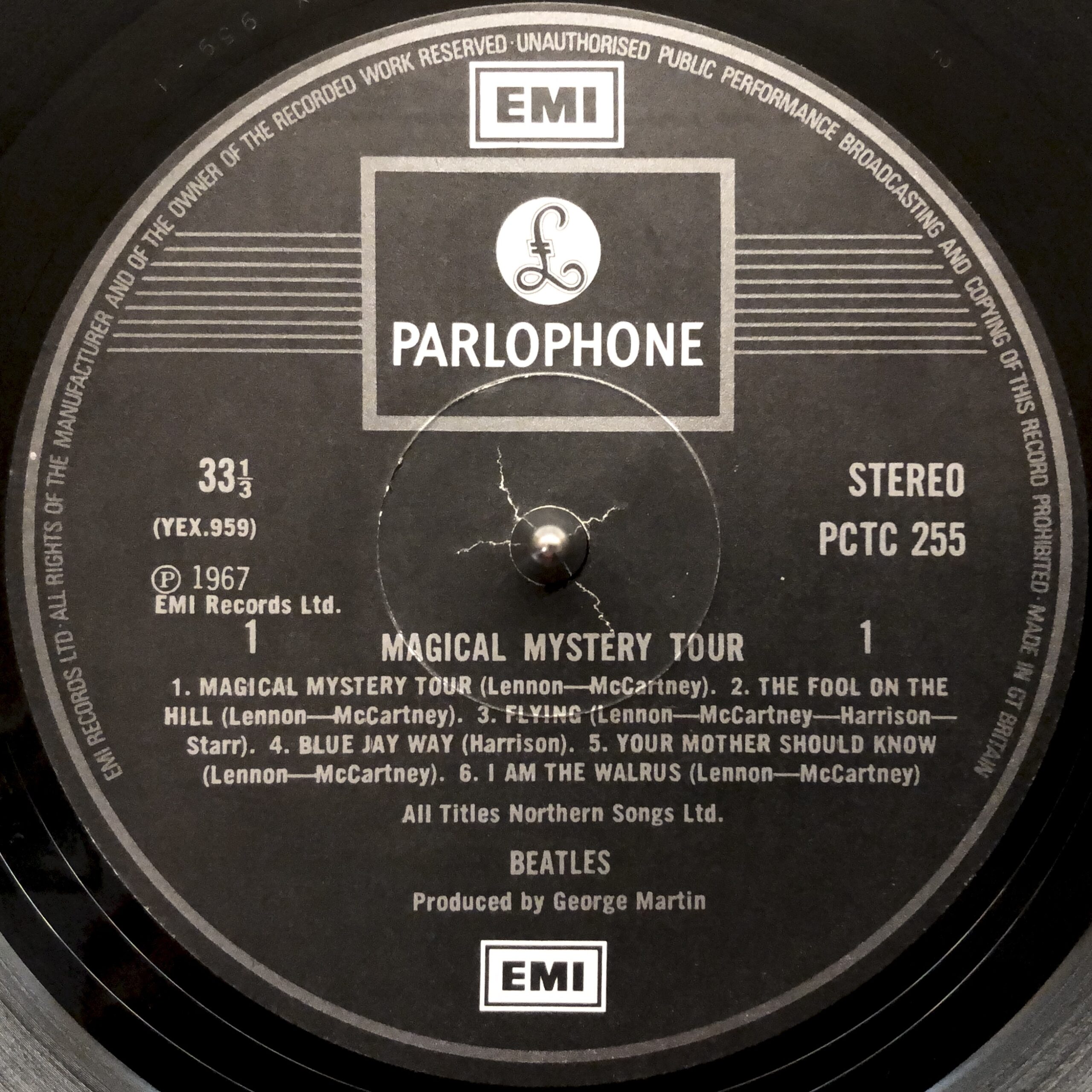 MAGICAL MYSTERY TOUR PCTC255