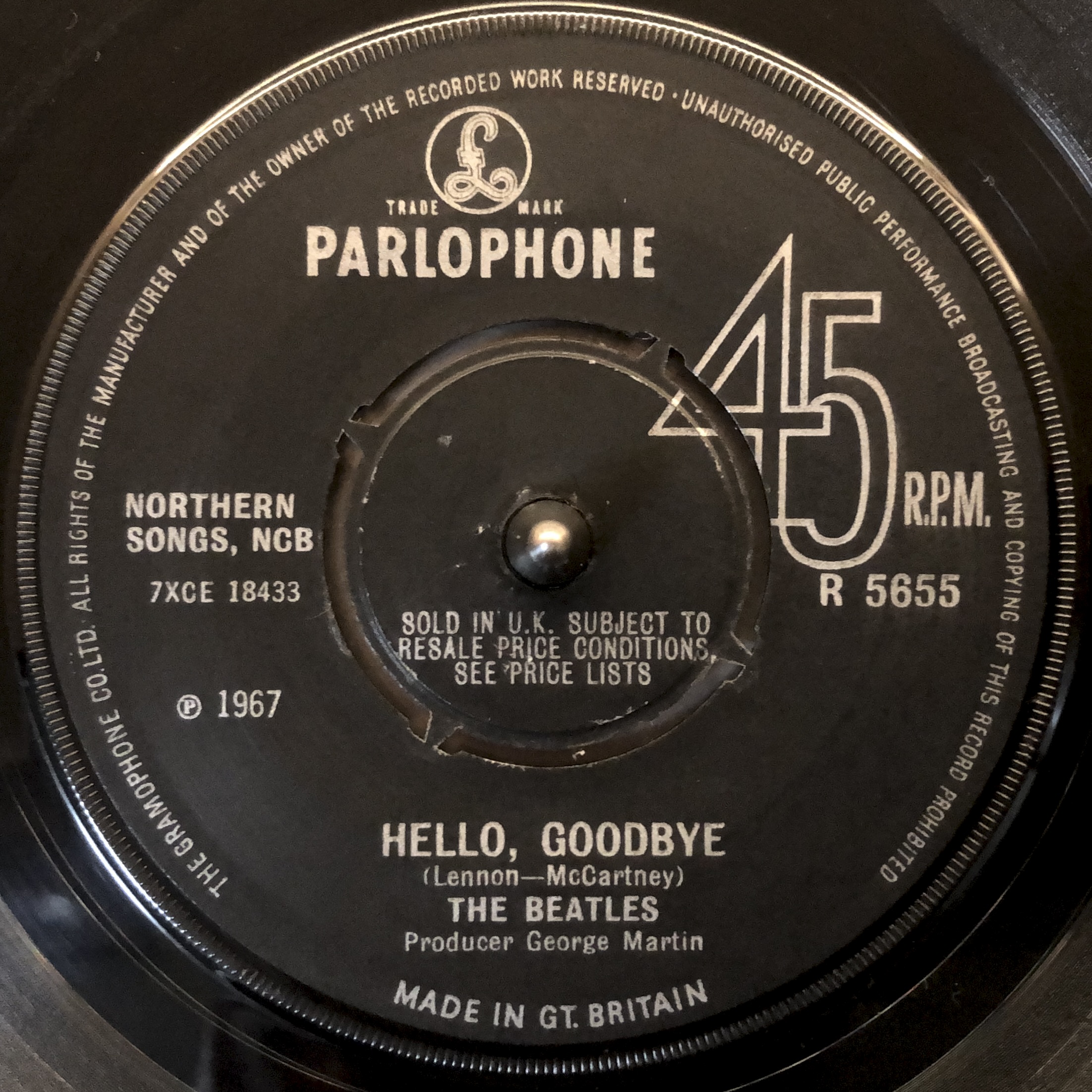 Hello, Goodbye / I am The Walrus R5655